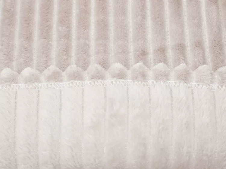 Вертикаль(молоко)(однотон) плед велсофт