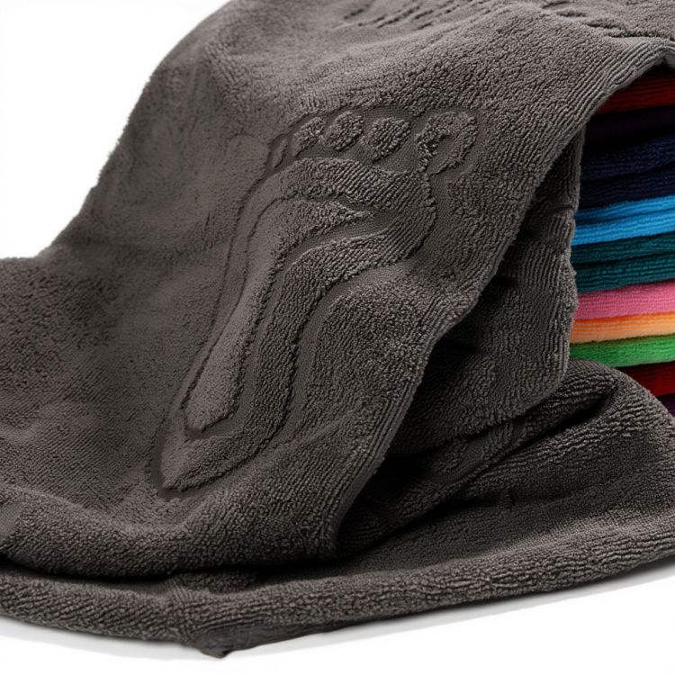 Полотенце махровое - Ножки, цвет шоколадный