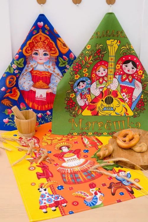 Набор кухонных полотенец Матрешки