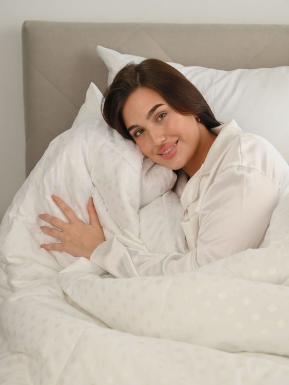 Одеяло ОТБ белое облегченное 1,5сп*