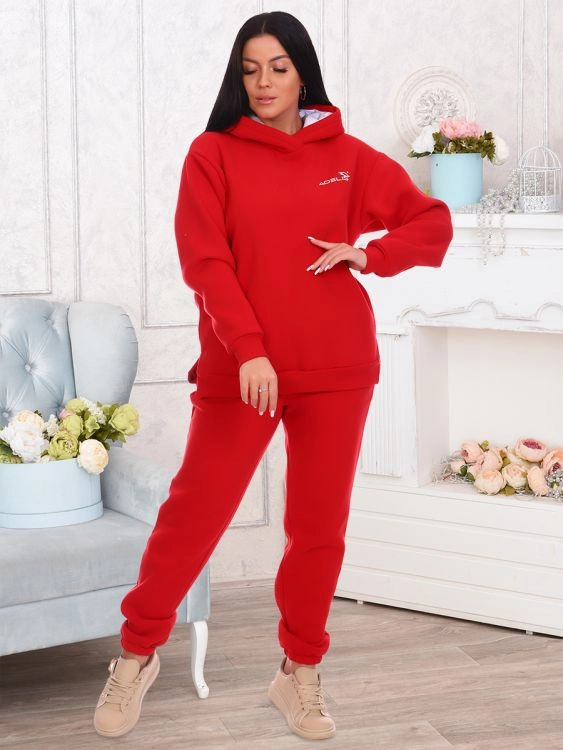 Костюм Ред красный последний размер