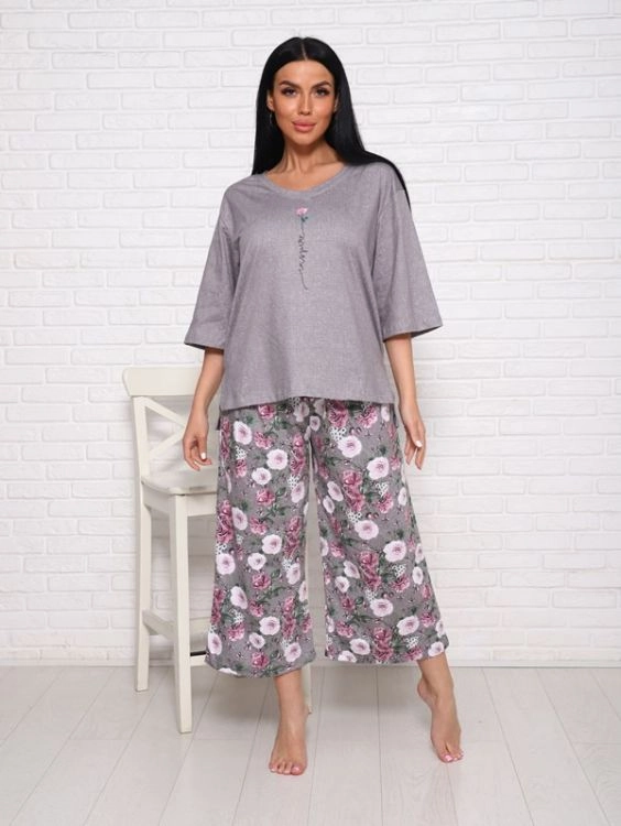 Костюм Ранеля цветы последний размер