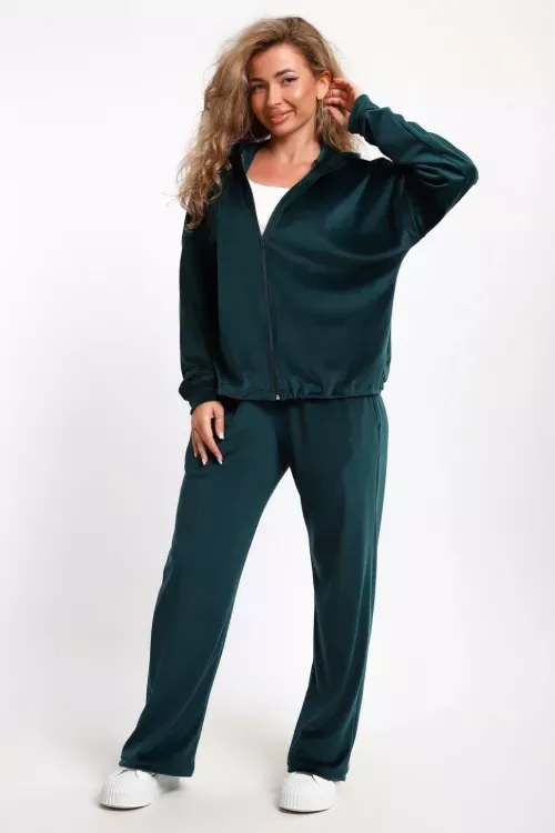 Костюм 061 изумрудный последний размер